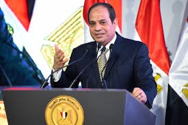 رئيس نقابة الغزل والنسيج: السيسي متبنٍ خطة تطوير المصانع وإنقاذها