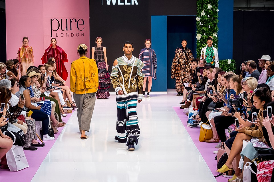 المجلس التصديري للغزل والملابس&nbsp; والمفروشات جارى اعداد المشاركة فى معرض  PURE LONDON&nbsp;يوليو المقبل