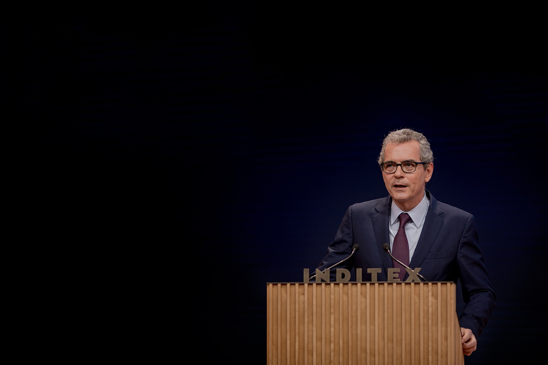 Inditex Executive Chairman Pablo Isla signs global commitment towards sustainability