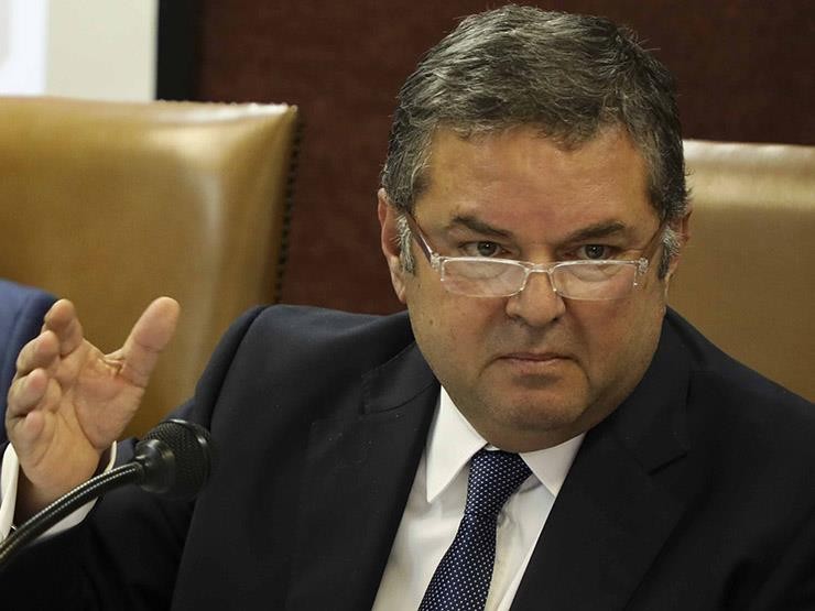 الحكومة تؤجر 3 مصانع لمستثمرين محليين وشركة صينية