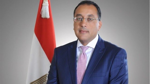 مدبولي: الدولة تضع ملف تطوير صناعة الغزل والنسيج من ضمن أولوياتها