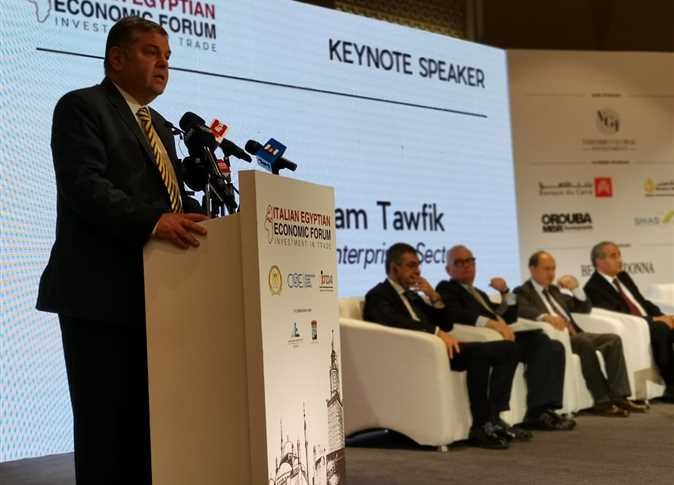 وزير قطاع الأعمال: اكتمال خدمات أولى جسور التجارة الخارجية في منتصف 2020
