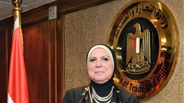 وزيرة الصناعة: تفعيل تفضيل المنتج المحلى ولائحة قانون التنمية الصناعية على رأس أولوياتى