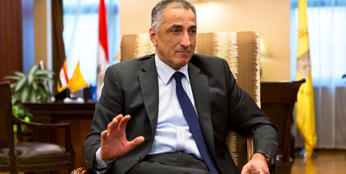 اتحاد المستثمرين: محافظ البنك المركزى يقرر وقف الإجراءات القانونية ضد المصنعين المتعثرين