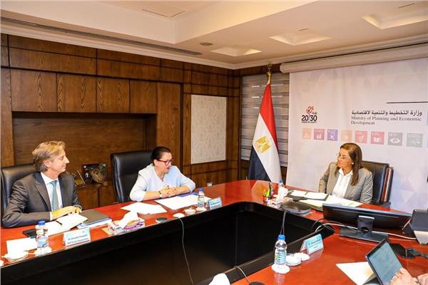 وزيرة التخطيط تبحث مع الأمين العام المساعد للأمم المتحدة تعزيز فرص التعاون